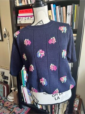 Vintage Alia Navy Short-Sleeve Knit Top with Pink Floral Embroidery